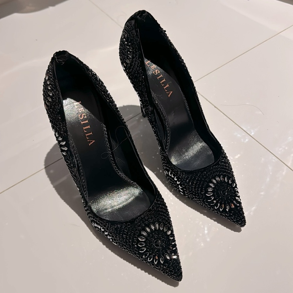 NWT NIB velvet crystal Le Silla pumps black Swarovski stilettos Prada Zanotti